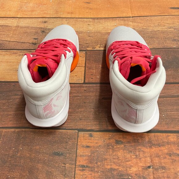 Nike Men's Lebron Witness VIII "Aster Pink" Basketball Shoes - Picture 4 of 6